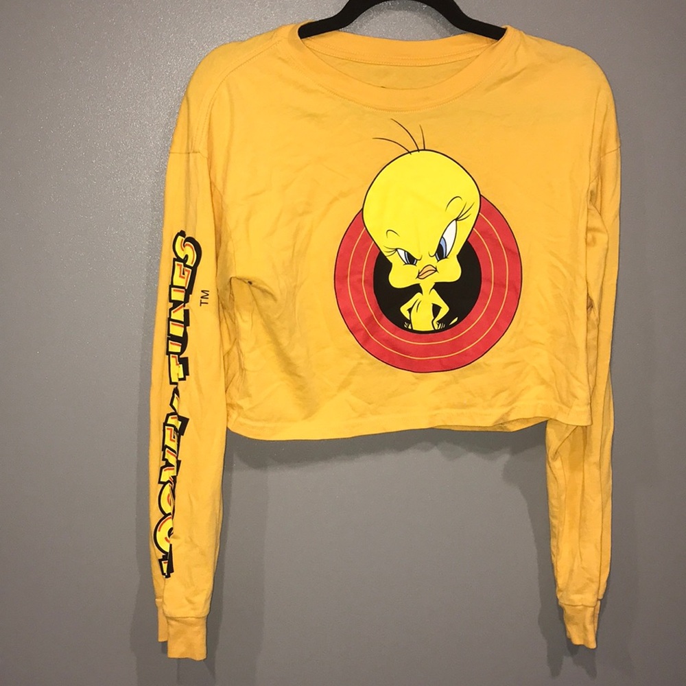 Looney Tunes Cropped Long Sleeve Size Small